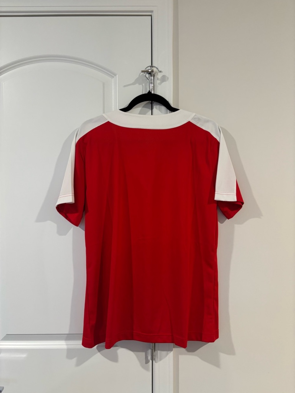 NWOT Nike Women’s Softball-Style Short Sleeve Jersey - Picture 3 of 3